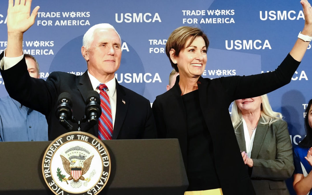 Pence lands DSM: Praises the state’s COVID-19 response